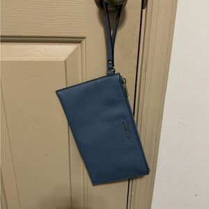 New Michael Kors wristlet